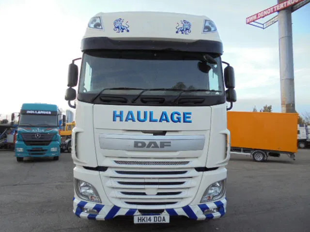 DAF XF 460 6X2 RHD - Tegljač: slika DAF XF 460 6X2 RHD - Tegljač DAF XF 460 6X2 RHD - Tegljač: slika DAF XF 460 6X2 RHD - Tegljač