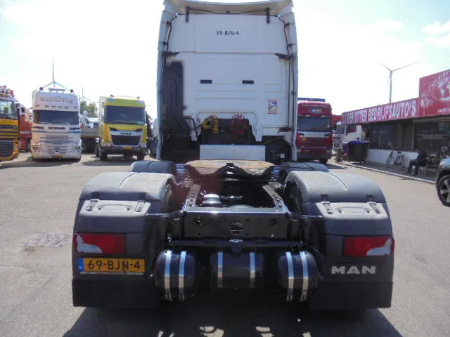 MAN TGX 26.420 XXL 6X2 NL TRUCK - Tegljač: slika MAN TGX 26.420 XXL 6X2 NL TRUCK - Tegljač MAN TGX 26.420 XXL 6X2 NL TRUCK - Tegljač: slika MAN TGX 26.420 XXL 6X2 NL TRUCK - Tegljač