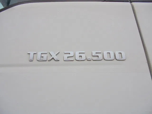 Tegljač MAN TGX 26.500 6X2 EUR6 SMART TACHO 20X IN STOCK: slika Tegljač MAN TGX 26.500 6X2 EUR6 SMART TACHO 20X IN STOCK