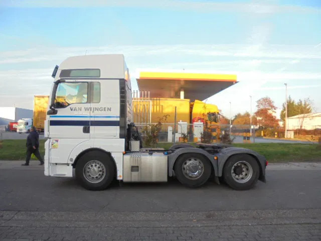 MAN TGX 26.500 XXL 6X2 NEW TYPE TACHO - Tegljač: slika MAN TGX 26.500 XXL 6X2 NEW TYPE TACHO - Tegljač MAN TGX 26.500 XXL 6X2 NEW TYPE TACHO - Tegljač: slika MAN TGX 26.500 XXL 6X2 NEW TYPE TACHO - Tegljač