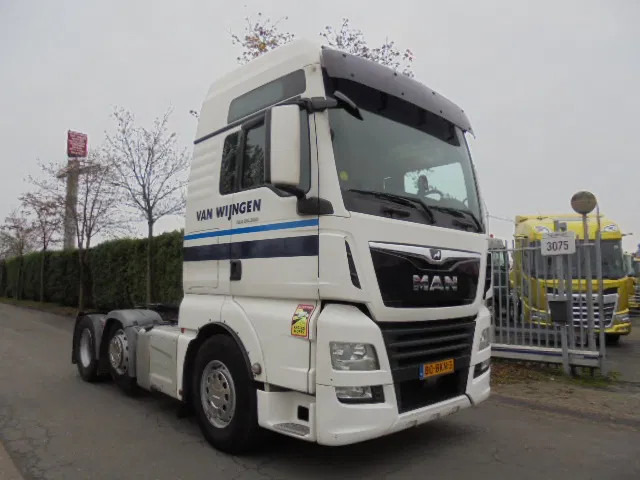 MAN TGX 26.500 XXL 6X2 NIEUW TYPE TACHOGRAAF - Tegljač: slika MAN TGX 26.500 XXL 6X2 NIEUW TYPE TACHOGRAAF - Tegljač MAN TGX 26.500 XXL 6X2 NIEUW TYPE TACHOGRAAF - Tegljač: slika MAN TGX 26.500 XXL 6X2 NIEUW TYPE TACHOGRAAF - Tegljač