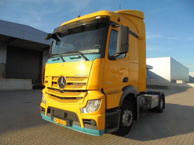 Mercedes-Benz Actros 1840 - Tegljač: slika Mercedes-Benz Actros 1840 - Tegljač Mercedes-Benz Actros 1840 - Tegljač: slika Mercedes-Benz Actros 1840 - Tegljač