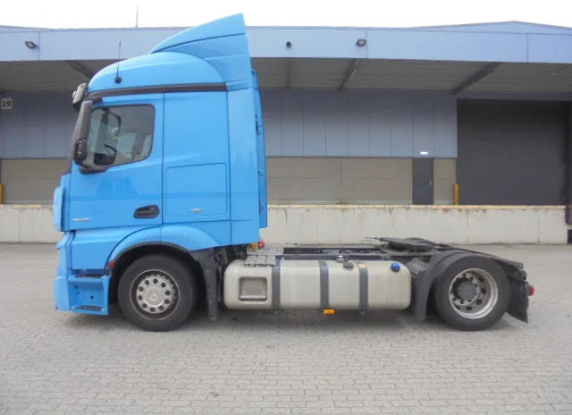 Mercedes-Benz Actros 1840 NL TRUCK APK 03-2026 - Tegljač: slika Mercedes-Benz Actros 1840 NL TRUCK APK 03-2026 - Tegljač Mercedes-Benz Actros 1840 NL TRUCK APK 03-2026 - Tegljač: slika Mercedes-Benz Actros 1840 NL TRUCK APK 03-2026 - Tegljač