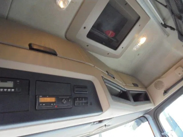 Mercedes-Benz Actros 1842 15x IN STOCK - Tegljač: slika Mercedes-Benz Actros 1842 15x IN STOCK - Tegljač Mercedes-Benz Actros 1842 15x IN STOCK - Tegljač: slika Mercedes-Benz Actros 1842 15x IN STOCK - Tegljač