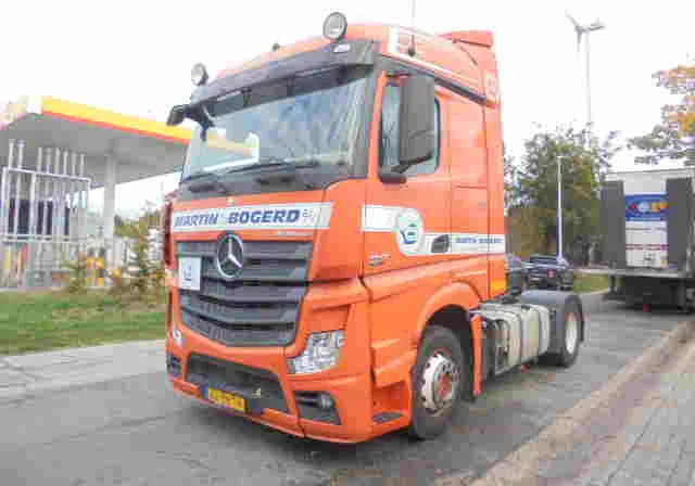 Mercedes-Benz Actros 1842 APK 06-2026 - Tegljač: slika Mercedes-Benz Actros 1842 APK 06-2026 - Tegljač Mercedes-Benz Actros 1842 APK 06-2026 - Tegljač: slika Mercedes-Benz Actros 1842 APK 06-2026 - Tegljač