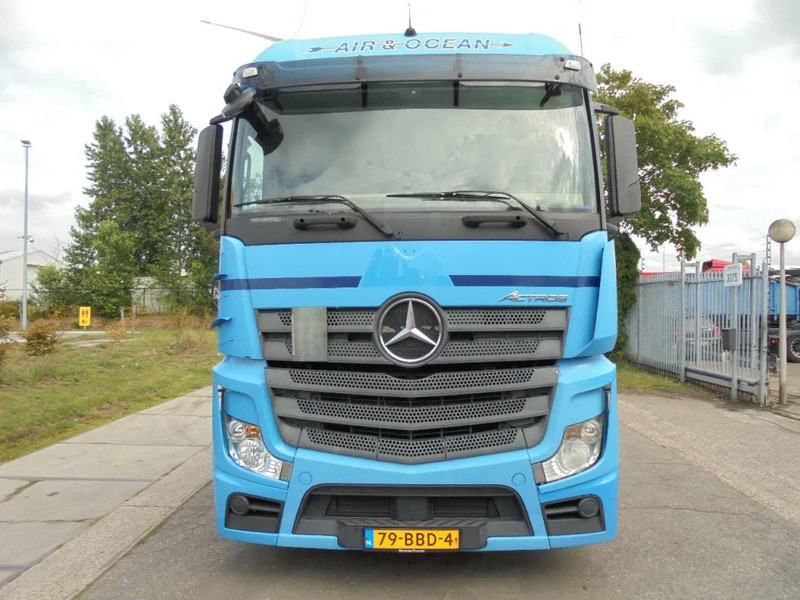Mercedes-Benz Actros 1842 - Tegljač: slika Mercedes-Benz Actros 1842 - Tegljač Mercedes-Benz Actros 1842 - Tegljač: slika Mercedes-Benz Actros 1842 - Tegljač