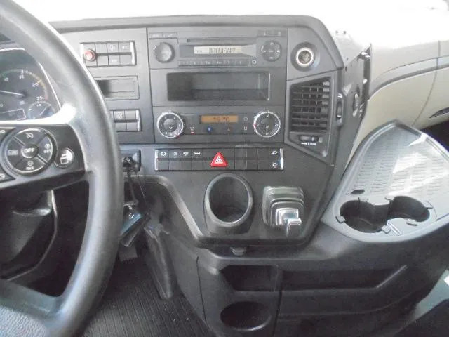 Tegljač Mercedes-Benz Actros 1842 LS EUR 6: slika Tegljač Mercedes-Benz Actros 1842 LS EUR 6 Tegljač Mercedes-Benz Actros 1842 LS EUR 6: slika Tegljač Mercedes-Benz Actros 1842 LS EUR 6
