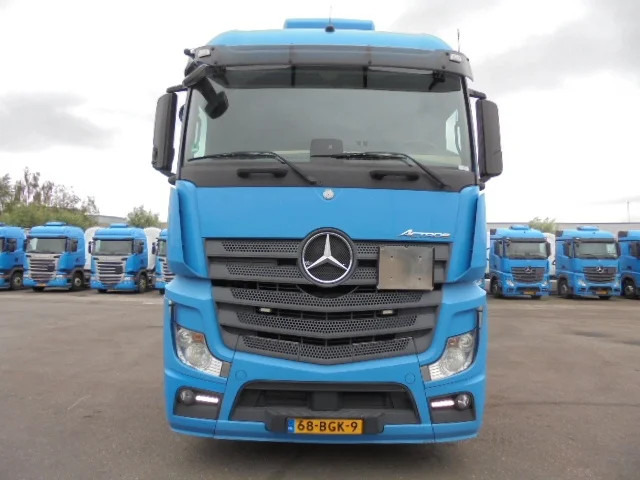 Mercedes-Benz Actros 1842 LS EUR6 10X - Tegljač: slika Mercedes-Benz Actros 1842 LS EUR6 10X - Tegljač Mercedes-Benz Actros 1842 LS EUR6 10X - Tegljač: slika Mercedes-Benz Actros 1842 LS EUR6 10X - Tegljač