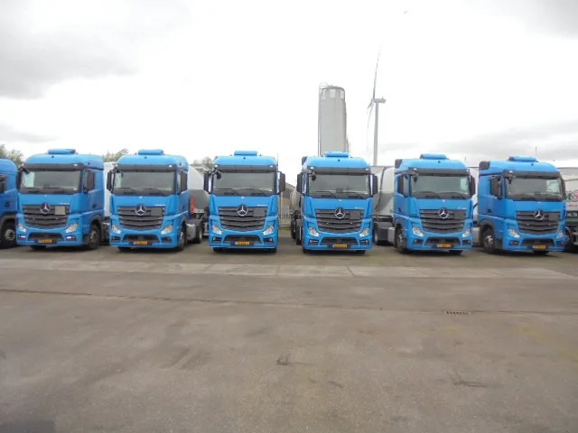 Mercedes-Benz Actros 1842 LS EUR6 10X - Tegljač: slika Mercedes-Benz Actros 1842 LS EUR6 10X - Tegljač Mercedes-Benz Actros 1842 LS EUR6 10X - Tegljač: slika Mercedes-Benz Actros 1842 LS EUR6 10X - Tegljač