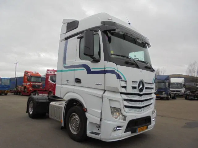Mercedes-Benz Actros 1842 LS EUR6 - Tegljač: slika Mercedes-Benz Actros 1842 LS EUR6 - Tegljač Mercedes-Benz Actros 1842 LS EUR6 - Tegljač: slika Mercedes-Benz Actros 1842 LS EUR6 - Tegljač
