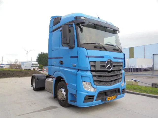 Mercedes-Benz Actros 1842 LS EUR6 - Tegljač: slika Mercedes-Benz Actros 1842 LS EUR6 - Tegljač Mercedes-Benz Actros 1842 LS EUR6 - Tegljač: slika Mercedes-Benz Actros 1842 LS EUR6 - Tegljač