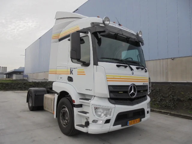 Mercedes-Benz Actros 1940 - Tegljač: slika Mercedes-Benz Actros 1940 - Tegljač Mercedes-Benz Actros 1940 - Tegljač: slika Mercedes-Benz Actros 1940 - Tegljač