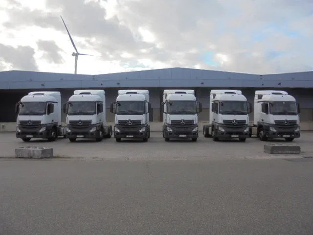 Mercedes-Benz Actros 1943 BELGIUM REGISTRATION TUV 06-2026 12X IN STOCK - Tegljač: slika Mercedes-Benz Actros 1943 BELGIUM REGISTRATION TUV 06-2026 12X IN STOCK - Tegljač Mercedes-Benz Actros 1943 BELGIUM REGISTRATION TUV 06-2026 12X IN STOCK - Tegljač: slika Mercedes-Benz Actros 1943 BELGIUM REGISTRATION TUV 06-2026 12X IN STOCK - Tegljač
