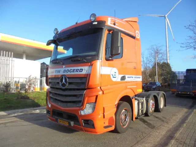 Mercedes-Benz Actros 2645 EUR6 6X2 - Tegljač: slika Mercedes-Benz Actros 2645 EUR6 6X2 - Tegljač Mercedes-Benz Actros 2645 EUR6 6X2 - Tegljač: slika Mercedes-Benz Actros 2645 EUR6 6X2 - Tegljač
