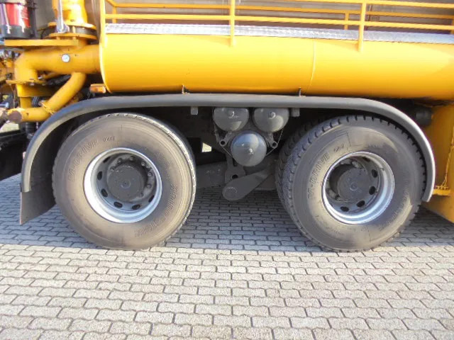 Vakum kamion Terberg FM 1450 6X4: slika Vakum kamion Terberg FM 1450 6X4