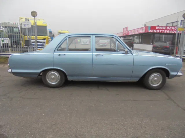 Vauxhall Victor 101 SUPER - Limuzina: slika Vauxhall Victor 101 SUPER - Limuzina Vauxhall Victor 101 SUPER - Limuzina: slika Vauxhall Victor 101 SUPER - Limuzina