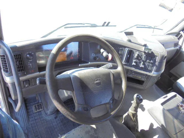 Kamion s kabelskim sustavom Volvo FM 260 MANUAL GEAR NL TRUCK: slika Kamion s kabelskim sustavom Volvo FM 260 MANUAL GEAR NL TRUCK Kamion s kabelskim sustavom Volvo FM 260 MANUAL GEAR NL TRUCK: slika Kamion s kabelskim sustavom Volvo FM 260 MANUAL GEAR NL TRUCK