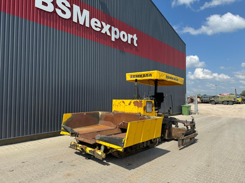ABG Titan 111 ABG - crawler asphalt paver - Finišer za asfalt: slika ABG Titan 111 ABG - crawler asphalt paver - Finišer za asfalt ABG Titan 111 ABG - crawler asphalt paver - Finišer za asfalt: slika ABG Titan 111 ABG - crawler asphalt paver - Finišer za asfalt