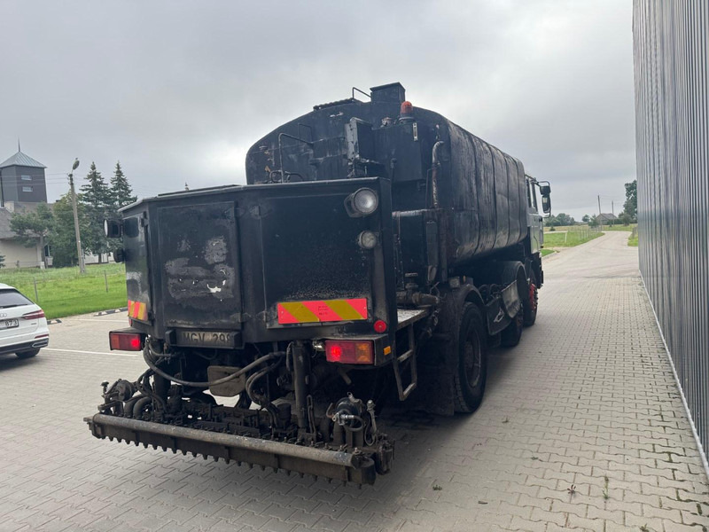 DAF 2800 - Kamion cisterna: slika DAF 2800 - Kamion cisterna DAF 2800 - Kamion cisterna: slika DAF 2800 - Kamion cisterna