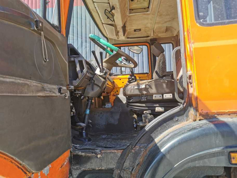 Kiper Iveco Magirus 180-23 dump truck: slika Kiper Iveco Magirus 180-23 dump truck