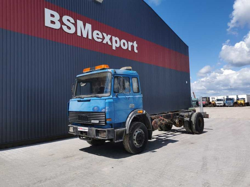 Iveco Magirus 190-26 water cooling chassis truck - Kamion-šasija: slika Iveco Magirus 190-26 water cooling chassis truck - Kamion-šasija Iveco Magirus 190-26 water cooling chassis truck - Kamion-šasija: slika Iveco Magirus 190-26 water cooling chassis truck - Kamion-šasija