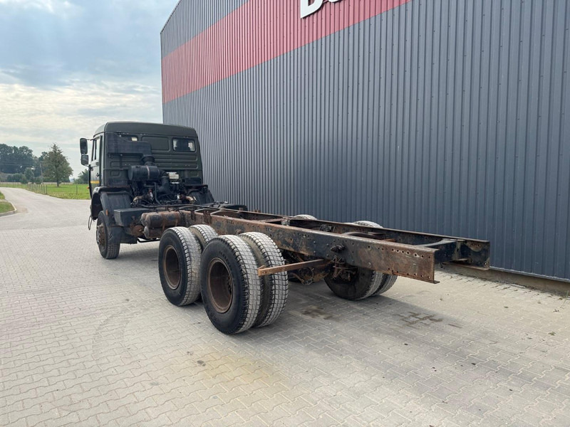 Kamaz 65111, 6x6 - Kamion-šasija: slika Kamaz 65111, 6x6 - Kamion-šasija Kamaz 65111, 6x6 - Kamion-šasija: slika Kamaz 65111, 6x6 - Kamion-šasija