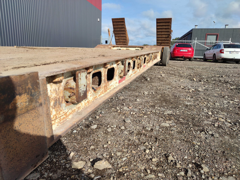 Murray 16 tyre heavy duty low loader - Poluprikolica s niskim utovarivačem: slika Murray 16 tyre heavy duty low loader - Poluprikolica s niskim utovarivačem Murray 16 tyre heavy duty low loader - Poluprikolica s niskim utovarivačem: slika Murray 16 tyre heavy duty low loader - Poluprikolica s niskim utovarivačem