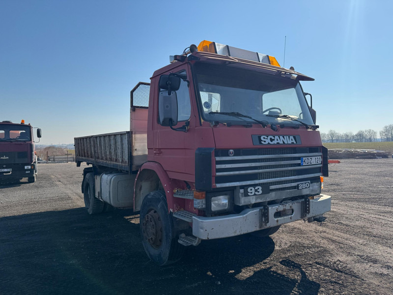 Scania 93, 4x4 - Kiper: slika Scania 93, 4x4 - Kiper Scania 93, 4x4 - Kiper: slika Scania 93, 4x4 - Kiper