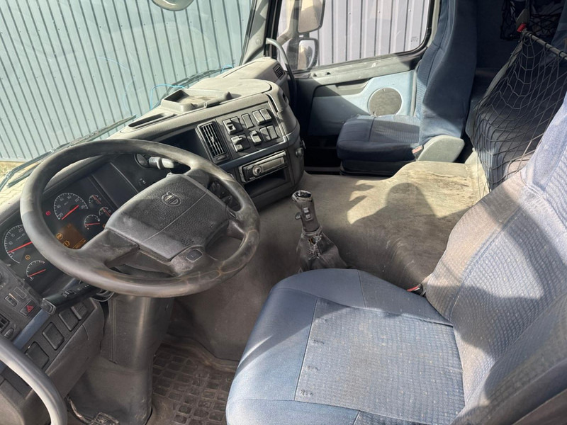 Volvo FM9, 11000 liter - Kamion cisterna: slika Volvo FM9, 11000 liter - Kamion cisterna Volvo FM9, 11000 liter - Kamion cisterna: slika Volvo FM9, 11000 liter - Kamion cisterna