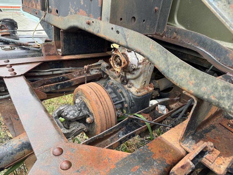 ZIL 131, 6X6 - Kamion-šasija: slika ZIL 131, 6X6 - Kamion-šasija ZIL 131, 6X6 - Kamion-šasija: slika ZIL 131, 6X6 - Kamion-šasija