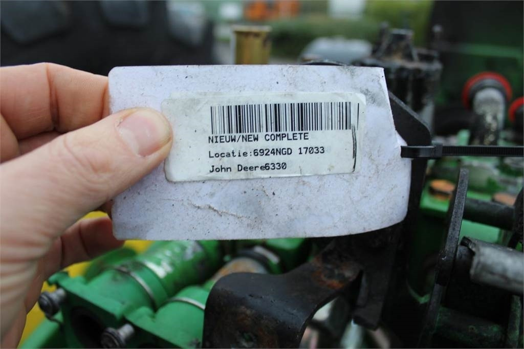 John Deere 6000- 30 4 cyl. - Traktor: slika John Deere 6000- 30 4 cyl. - Traktor John Deere 6000- 30 4 cyl. - Traktor: slika John Deere 6000- 30 4 cyl. - Traktor