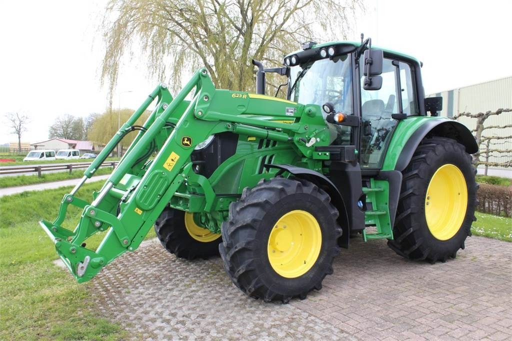 John Deere 6120M with 623R loader - Traktor: slika John Deere 6120M with 623R loader - Traktor John Deere 6120M with 623R loader - Traktor: slika John Deere 6120M with 623R loader - Traktor