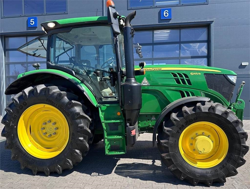 John Deere 6145R - Traktor: slika John Deere 6145R - Traktor John Deere 6145R - Traktor: slika John Deere 6145R - Traktor