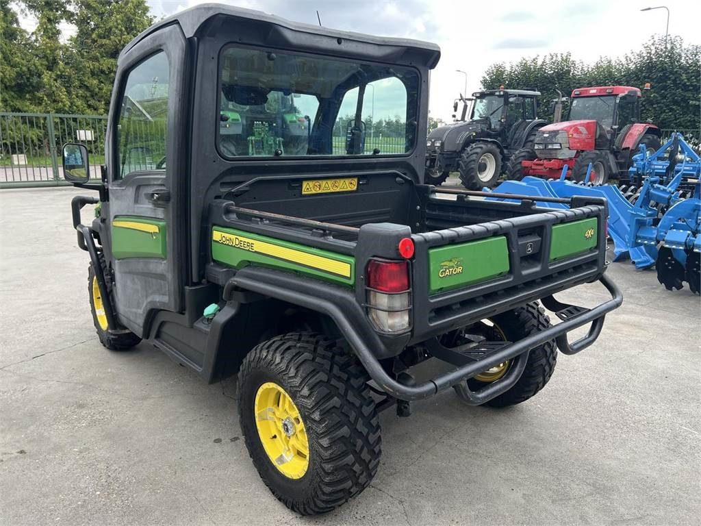 John Deere Gator XUV865M 4x4 - ATV/ Quad vozilo: slika John Deere Gator XUV865M 4x4 - ATV/ Quad vozilo John Deere Gator XUV865M 4x4 - ATV/ Quad vozilo: slika John Deere Gator XUV865M 4x4 - ATV/ Quad vozilo