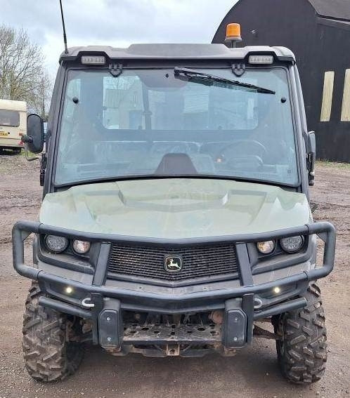 John Deere XUV 865M - ATV/ Quad vozilo: slika John Deere XUV 865M - ATV/ Quad vozilo John Deere XUV 865M - ATV/ Quad vozilo: slika John Deere XUV 865M - ATV/ Quad vozilo