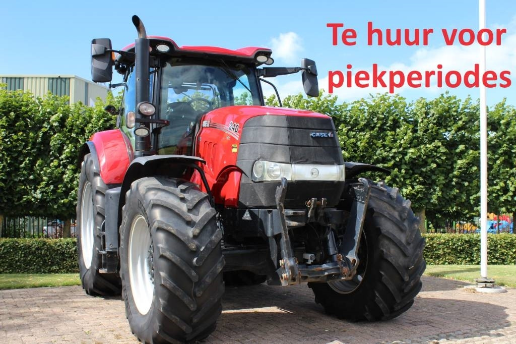 New Holland T6 T7 - Traktor: slika New Holland T6 T7 - Traktor New Holland T6 T7 - Traktor: slika New Holland T6 T7 - Traktor