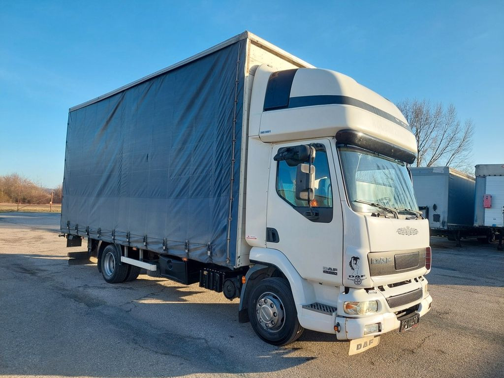 DAF FA LF 45.220 E12 4x2 DAF FA LF 45.220 E12 4x2 - Kamion s ceradom: slika DAF FA LF 45.220 E12 4x2 DAF FA LF 45.220 E12 4x2 - Kamion s ceradom DAF FA LF 45.220 E12 4x2 DAF FA LF 45.220 E12 4x2 - Kamion s ceradom: slika DAF FA LF 45.220 E12 4x2 DAF FA LF 45.220 E12 4x2 - Kamion s ceradom