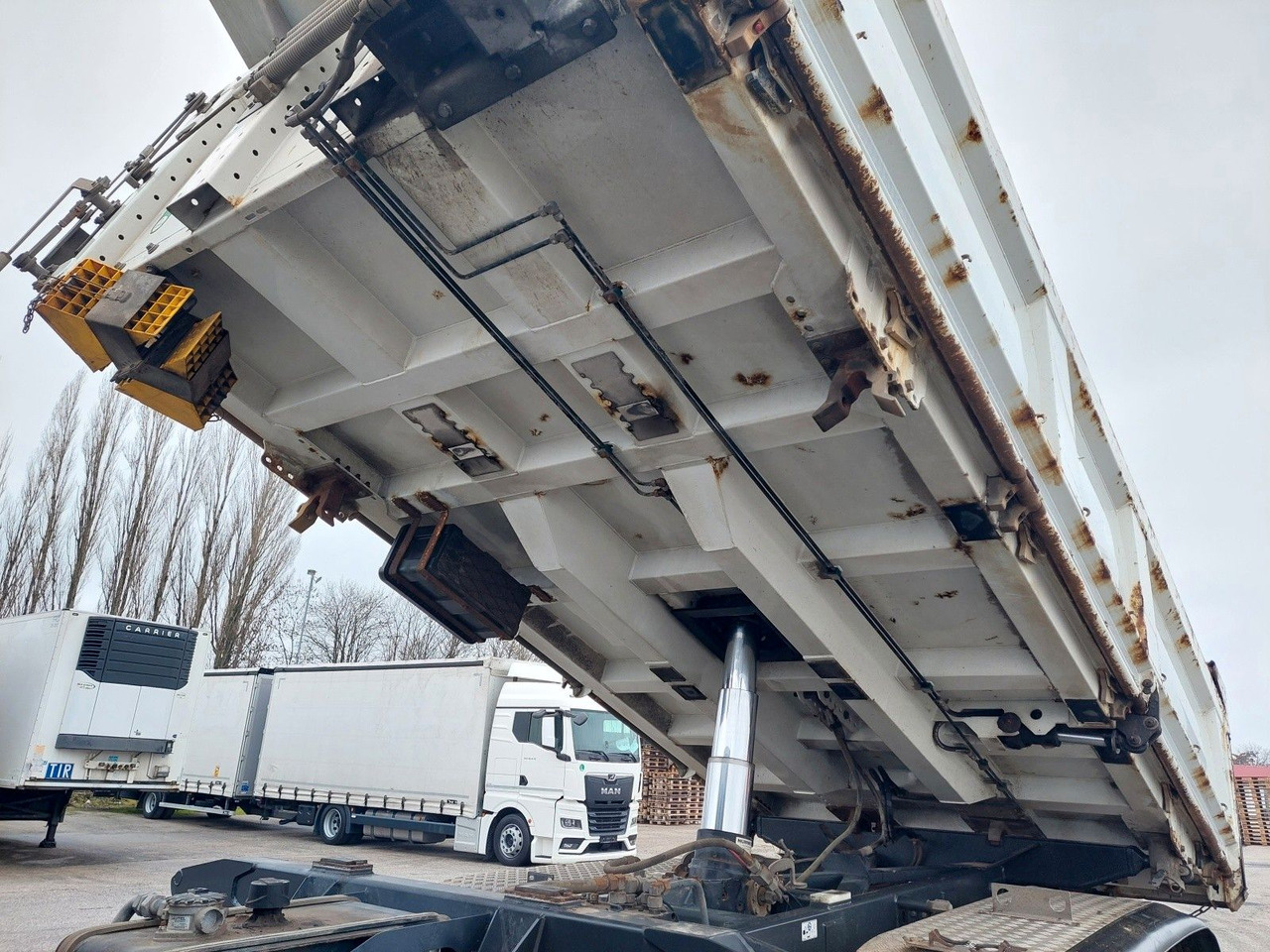 Iveco AD 260T45 BB Dautel Bordmatic 6x4 - Kiper: slika Iveco AD 260T45 BB Dautel Bordmatic 6x4 - Kiper Iveco AD 260T45 BB Dautel Bordmatic 6x4 - Kiper: slika Iveco AD 260T45 BB Dautel Bordmatic 6x4 - Kiper