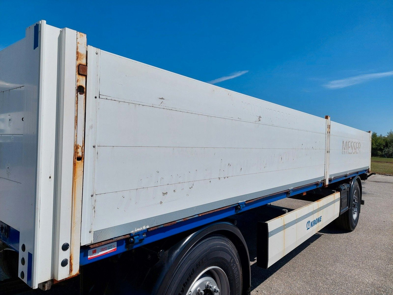 Krone AZW 18 Baustoffanhänger - Prikolica plato/ Otvoreni sanduk: slika  Krone AZW 18 Baustoffanhänger - Prikolica plato/ Otvoreni sanduk Krone AZW 18 Baustoffanhänger - Prikolica plato/ Otvoreni sanduk: slika  Krone AZW 18 Baustoffanhänger - Prikolica plato/ Otvoreni sanduk