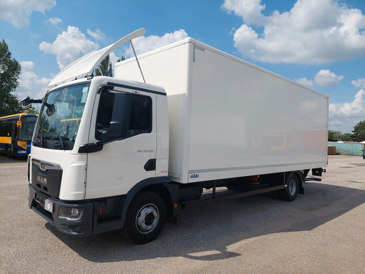 MAN TGL 12.250 BL CH 4x2 LBW 17 Palleten - Kamion sandučar: slika MAN TGL 12.250 BL CH 4x2 LBW 17 Palleten - Kamion sandučar MAN TGL 12.250 BL CH 4x2 LBW 17 Palleten - Kamion sandučar: slika MAN TGL 12.250 BL CH 4x2 LBW 17 Palleten - Kamion sandučar