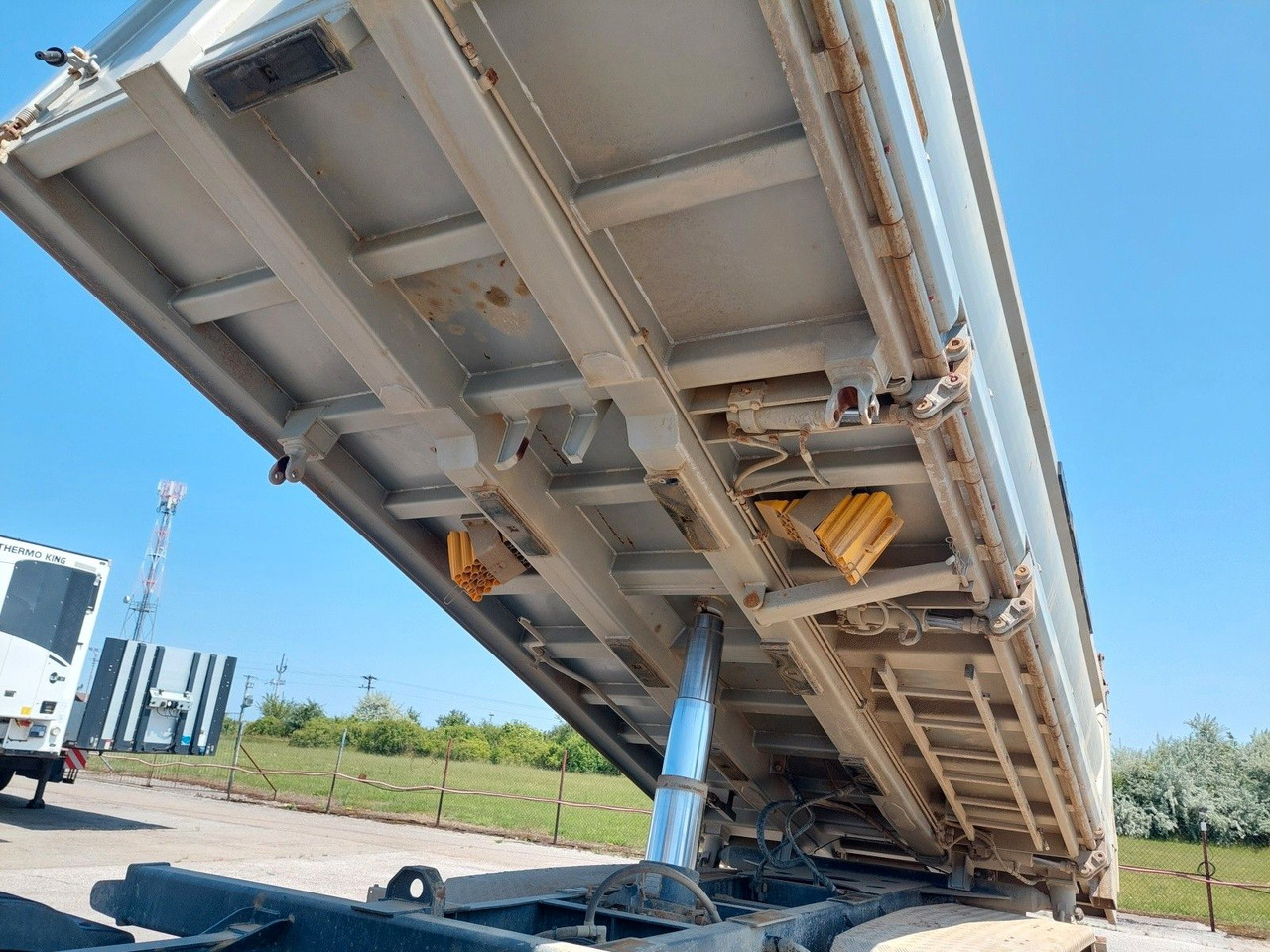 Scania G 450 B8X4HZ 8x4 Bordmatik - Kiper: slika Scania G 450 B8X4HZ 8x4 Bordmatik - Kiper Scania G 450 B8X4HZ 8x4 Bordmatik - Kiper: slika Scania G 450 B8X4HZ 8x4 Bordmatik - Kiper