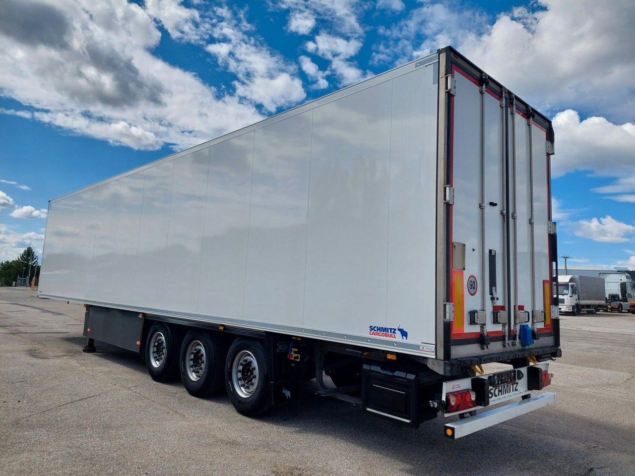 Schmitz Cargobull SKO24 ThermoKing SLXi 300 - Poluprikolica hladnjača: slika Schmitz Cargobull SKO24 ThermoKing SLXi 300 - Poluprikolica hladnjača Schmitz Cargobull SKO24 ThermoKing SLXi 300 - Poluprikolica hladnjača: slika Schmitz Cargobull SKO24 ThermoKing SLXi 300 - Poluprikolica hladnjača