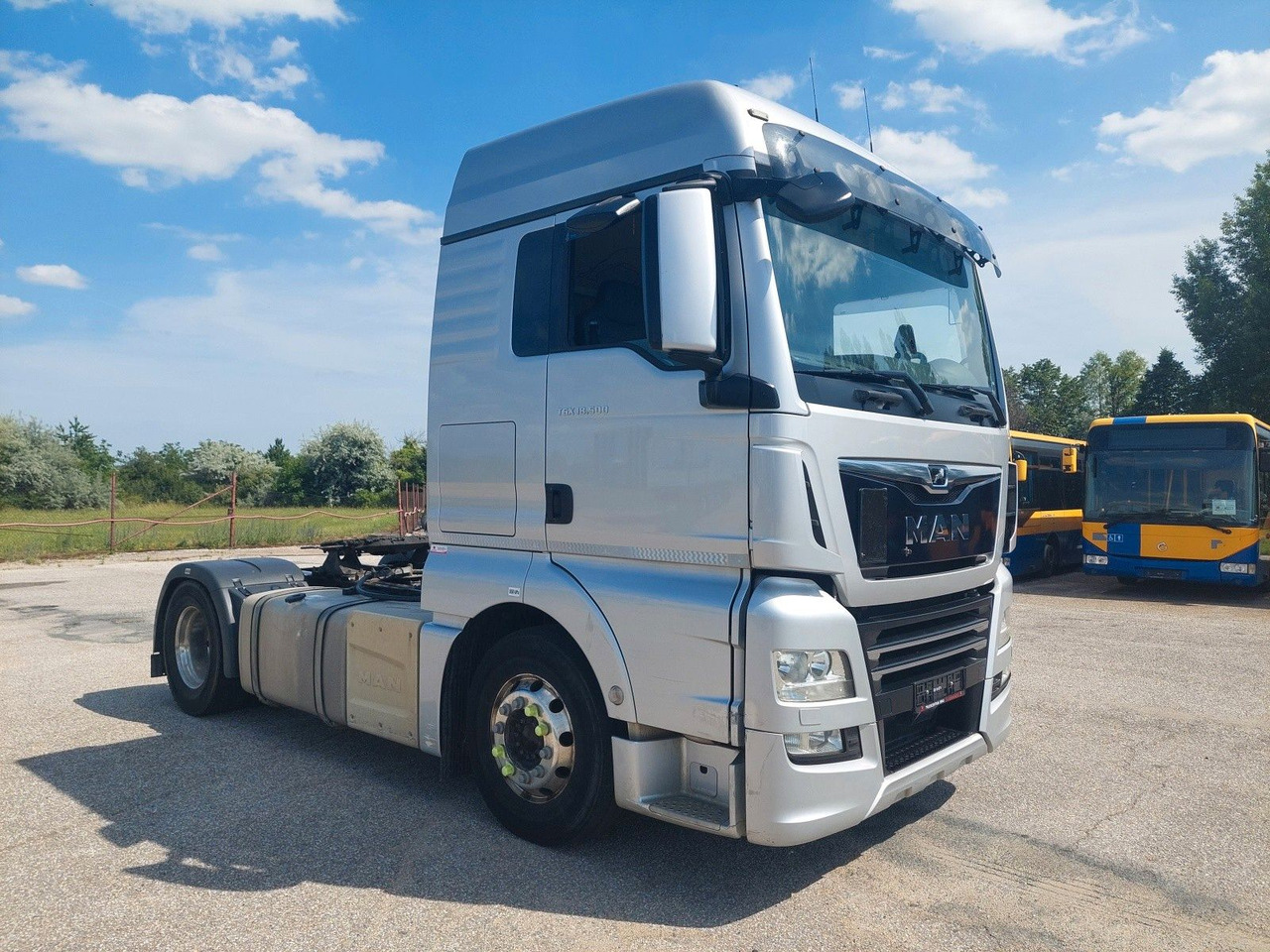 MAN TGX 18.500 4X2 BLS Kipphydraulik TOP AUsstattung - Tegljač: slika MAN TGX 18.500 4X2 BLS Kipphydraulik TOP AUsstattung - Tegljač MAN TGX 18.500 4X2 BLS Kipphydraulik TOP AUsstattung - Tegljač: slika MAN TGX 18.500 4X2 BLS Kipphydraulik TOP AUsstattung - Tegljač