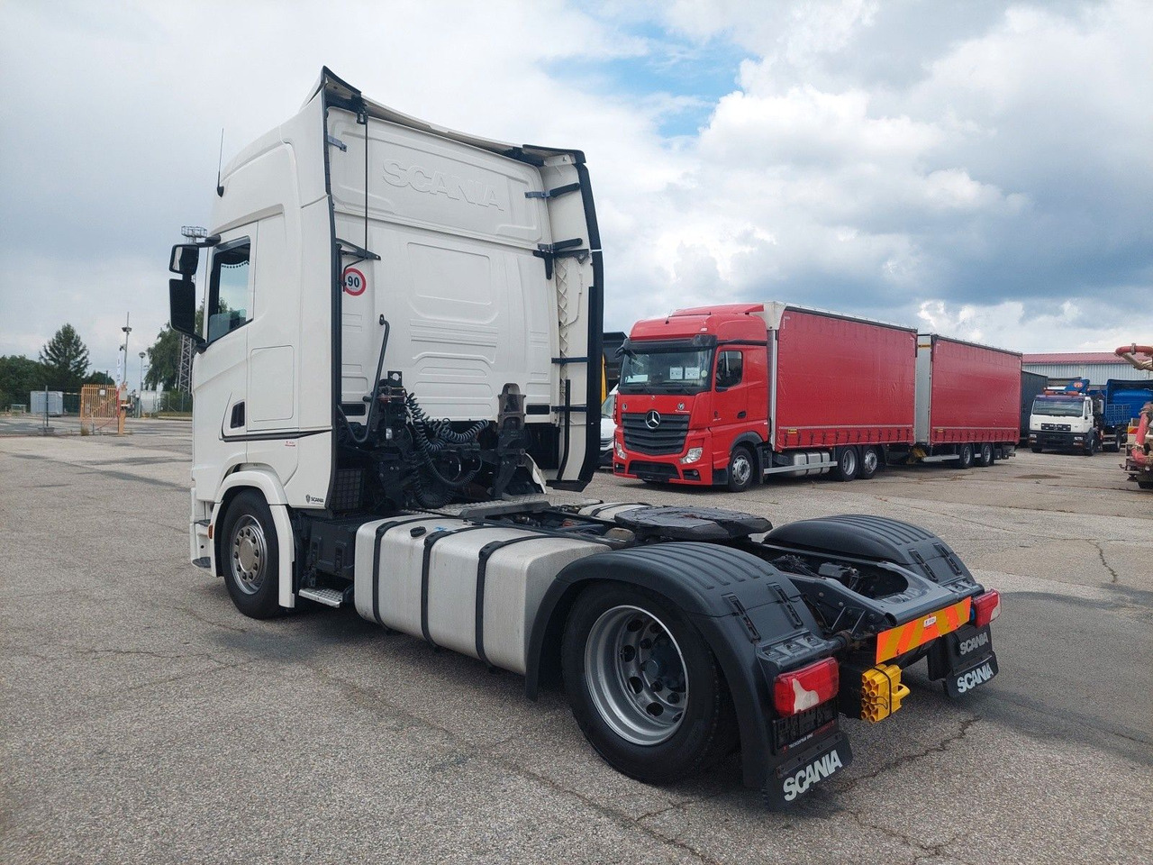 Scania S 500 A4x2EB - Tegljač: slika Scania S 500 A4x2EB - Tegljač Scania S 500 A4x2EB - Tegljač: slika Scania S 500 A4x2EB - Tegljač