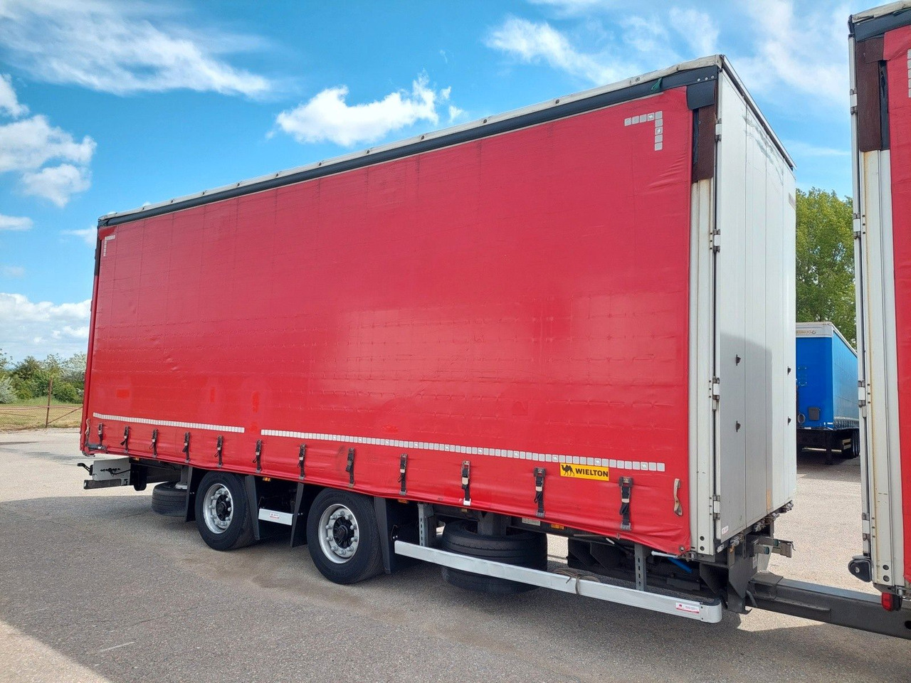 Wielton PC2K tandem Durchbar - Prikolica s ceradom: slika Wielton PC2K tandem Durchbar - Prikolica s ceradom Wielton PC2K tandem Durchbar - Prikolica s ceradom: slika Wielton PC2K tandem Durchbar - Prikolica s ceradom