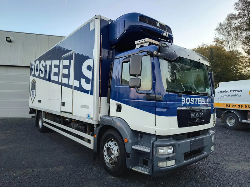 MAN TGM 18.250 2 COMPARTMENTS - 2000KG TAIL LIFT - PROBLEM COOLING UNIT - Kamion hladnjača: slika MAN TGM 18.250 2 COMPARTMENTS - 2000KG TAIL LIFT - PROBLEM COOLING UNIT - Kamion hladnjača MAN TGM 18.250 2 COMPARTMENTS - 2000KG TAIL LIFT - PROBLEM COOLING UNIT - Kamion hladnjača: slika MAN TGM 18.250 2 COMPARTMENTS - 2000KG TAIL LIFT - PROBLEM COOLING UNIT - Kamion hladnjača