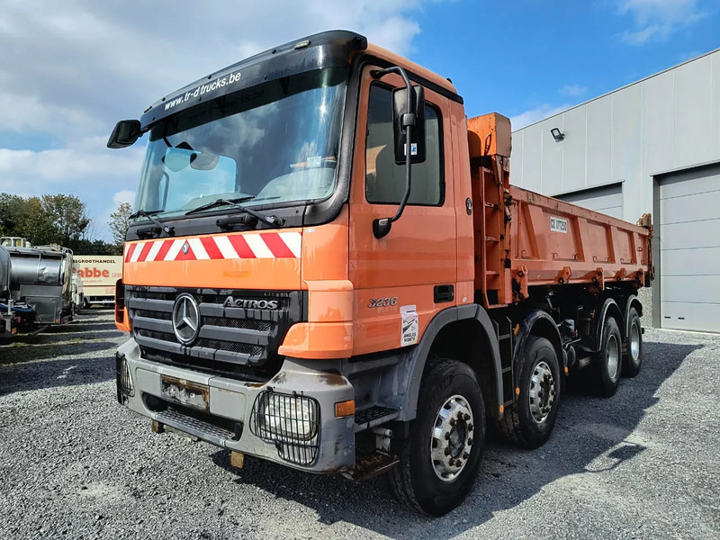 Mercedes-Benz Actros 3236 8X4 - 2 SIDE TIPPER/BI-BENNE - Kiper: slika Mercedes-Benz Actros 3236 8X4 - 2 SIDE TIPPER/BI-BENNE - Kiper Mercedes-Benz Actros 3236 8X4 - 2 SIDE TIPPER/BI-BENNE - Kiper: slika Mercedes-Benz Actros 3236 8X4 - 2 SIDE TIPPER/BI-BENNE - Kiper