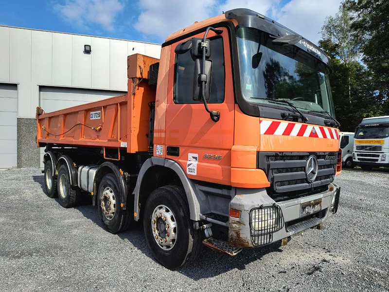 Mercedes-Benz Actros 3236 8X4 - 2 SIDE TIPPER/BI-BENNE - Kiper: slika Mercedes-Benz Actros 3236 8X4 - 2 SIDE TIPPER/BI-BENNE - Kiper Mercedes-Benz Actros 3236 8X4 - 2 SIDE TIPPER/BI-BENNE - Kiper: slika Mercedes-Benz Actros 3236 8X4 - 2 SIDE TIPPER/BI-BENNE - Kiper