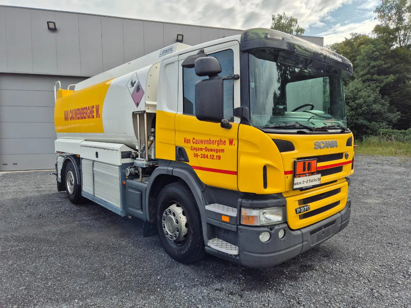 Scania P270 FUEL / CARBURANT 14000L - 4 COMP - Kamion cisterna: slika Scania P270 FUEL / CARBURANT 14000L - 4 COMP - Kamion cisterna Scania P270 FUEL / CARBURANT 14000L - 4 COMP - Kamion cisterna: slika Scania P270 FUEL / CARBURANT 14000L - 4 COMP - Kamion cisterna