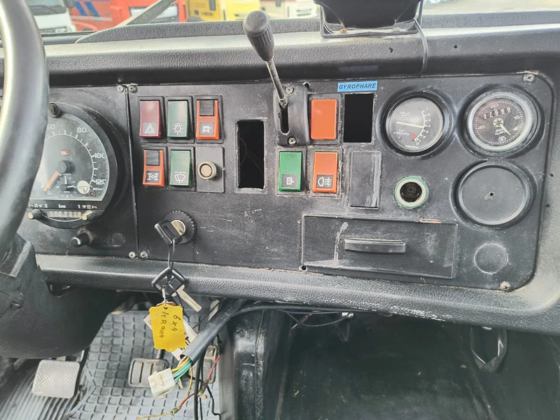Zakup Volvo NL12 420 6x4 CRANE 60T/M - VIDEOS AVAILABLE Volvo NL12 420 6x4 CRANE 60T/M - VIDEOS AVAILABLE: slika Zakup Volvo NL12 420 6x4 CRANE 60T/M - VIDEOS AVAILABLE Volvo NL12 420 6x4 CRANE 60T/M - VIDEOS AVAILABLE